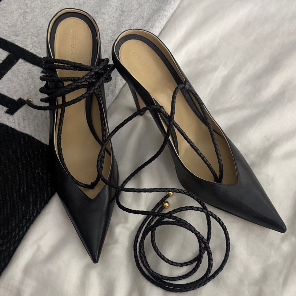 Bottega Veneta Black Lace-Up Heels